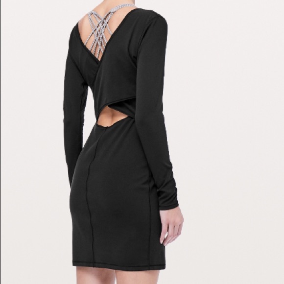➕NWT Lululemon contour dress Nulu long sleeve blk - Picture 3 of 8
